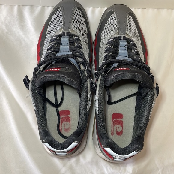 Nike Air Max 95 - Gray w/ stripes - Picture 12 of 13